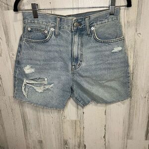 Madewell Women's‎ Distressed Mom Jean Shorts Blue Size 25 Casual